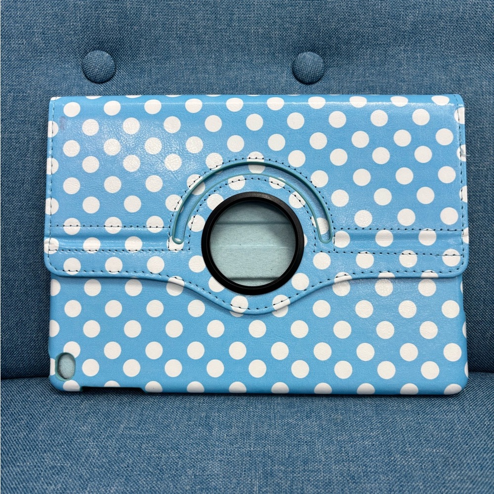 Polka Dot Rotating Tablet Case for IPAD 5 or 6 (9.7 inch screen)